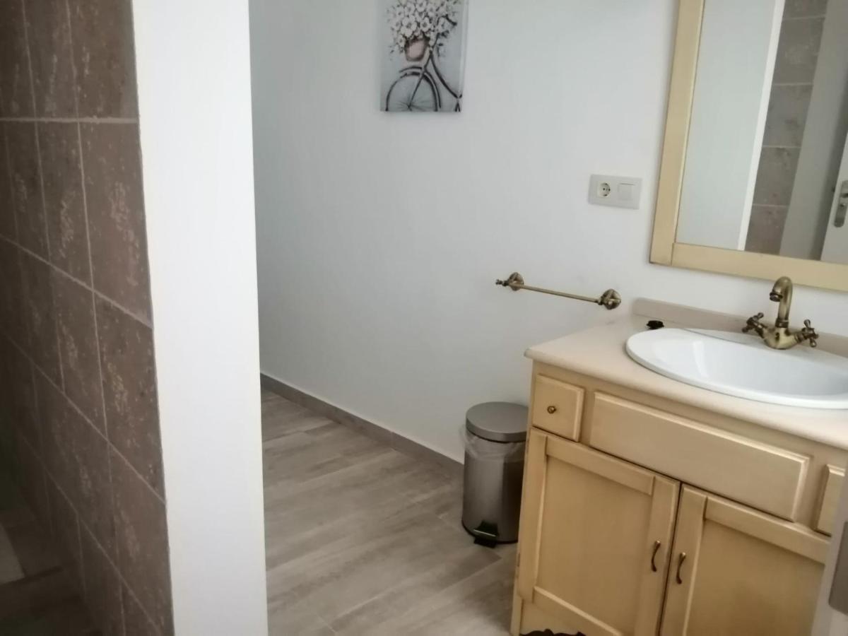 Calderon Apartment